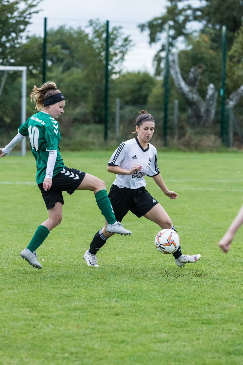 Bild 200 - Frauen SG Holstein Sued - SV Eintracht Luebeck : Ergebnis: 3:0